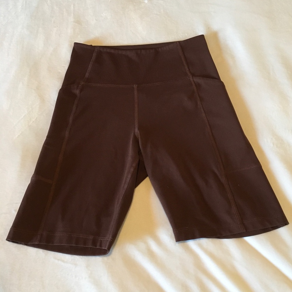 SOLD Girlfriend Collective Compressive Pocket Bike Short Earth Small